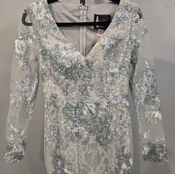 NWT MAC DUGGAL EMBELLISHED V NECK ILLUSION LONG SLEEVE GOWN 67539 SEA MIST - Picture 5 of 11